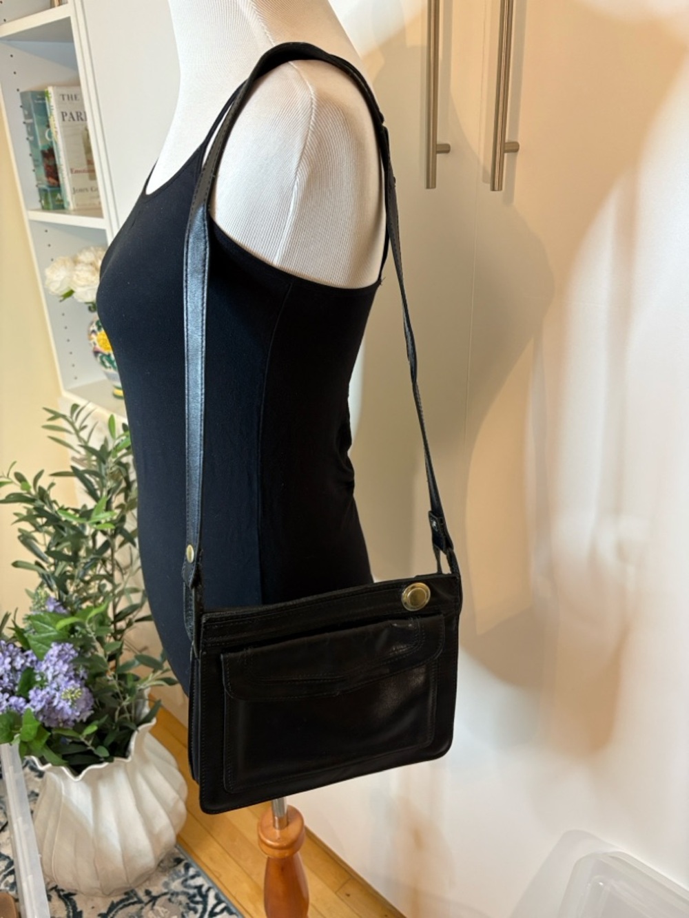 Black Leather Shoulder Bag | Vintage Korea
